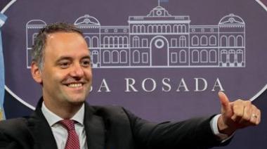 Manuel Adorni se enfrenta al interrogatorio de Diputados con el apoyo de Milei y la militancia libertaria