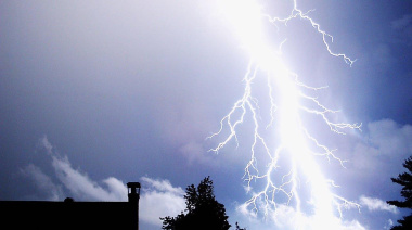 Nueva alerta amarilla por tormentas para Olavarría: se prevé caída de granizo y actividad eléctrica frecuente