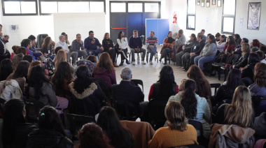 Equipos de hogares convivenciales participaron de una capacitación regional para fortalecer el rol de cuidado