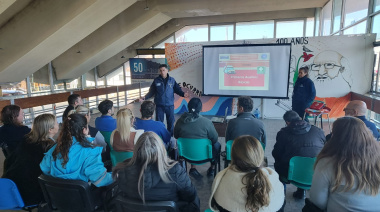 Capacitación en primeros auxilios y uso de DEA en la Terminal de Ómnibus