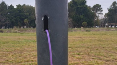 Vandalizaron columnas de alumbrado público del Parque Sur