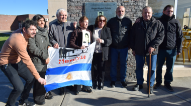 UNICEN homenajeó a Jorge "El Negro" Toledo a 44 años de su muerte