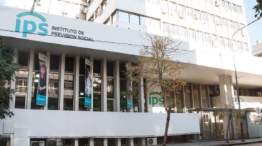 El Gobierno de Kicillof defiende el traspaso de los aportes de Anses al IPS