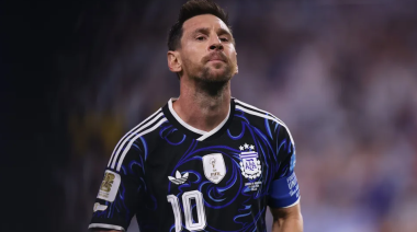 Argentina vs Inglaterra: los equipos, la camiseta y el árbitro de una semifinal histórica