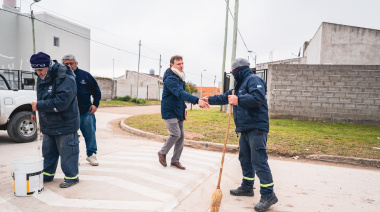Wesner recorrió la obra terminada de pavimentación del barrio Pickelado