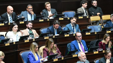 LLA quiere arancelar la salud y la universidad a extranjeros en la Provincia