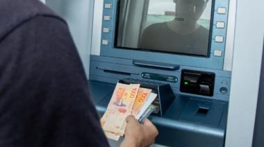 Los salarios registrados treparon 1,8% en mayo y quedaron debajo de la inflación