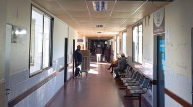 Un empleado de limpieza del Hospital le arrojó agua caliente a un paciente internado