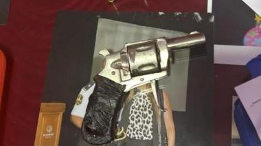 Realizaron tres allanamientos por una seguidilla de robos: secuestraron herramientas y un arma