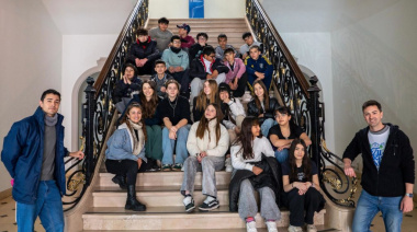 Estudiantes de la Secundaria N° 22 participaron de un recorrido turístico por la ciudad