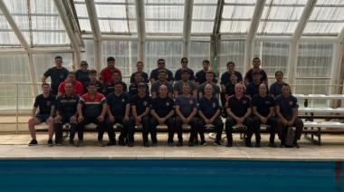 Bomberos olavarrienses se capacitaron en rescate acuático en Tapalqué