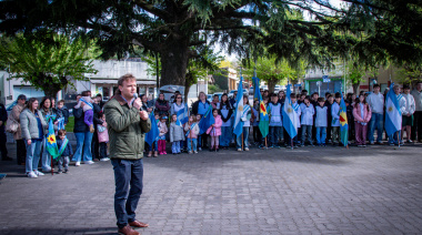 Con un emotivo acto comenzaron las celebraciones por el 147º Aniversario de Sierras Bayas