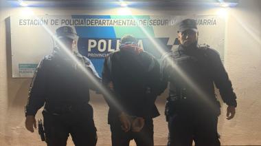Pueblo Nuevo: encontraron a un hombre en el techo de una vivienda con un cuchillo y un alicate