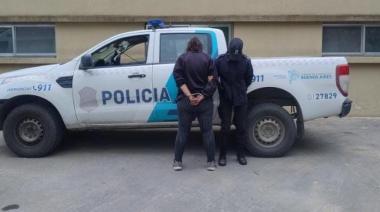 Aprehendieron a un hombre y una mujer por violación de domicilio y daños
