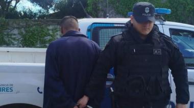 Barrio Provincias Argentinas: aprehendieron a un joven acusado de asaltar y apuñalar a un remisero