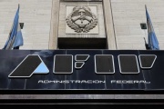 El Gobierno anunció la disolución de la AFIP