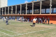 Inauguraron una cancha de tenis en la Unidad 27 de Sierra Chica