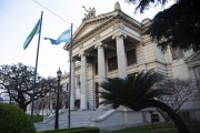 Tenso cierre de listas en PBA, entre rupturas de última hora y gran protagonismo de los intendentes