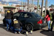 Tres allanamientos terminaron con un detenido y el secuestro de un arma, droga y vehículo
