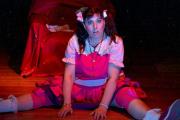 " Por Cua" se suma a la noche de teatro en Insurgente