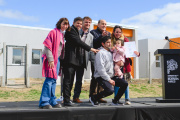 Junto al Gobernador, el intendente Wesner entregó las primeras 58 viviendas del barrio CECO III y más de mil escrituras