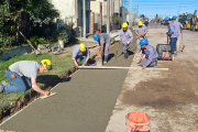Reparación de cordón cuneta y pavimento en un sector del barrio Sarmiento Norte