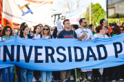 Wesner se sumó a la Marcha Federal Universitaria