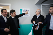 Axel Kicillof dijo que los recursos deben estar en salud y no en "la especulación y la timba financiera"