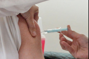 Gripe A (H3N2): los grupos de riesgo comienzan a vacunarse esta semana