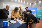 En un concurrido y emotivo acto se firmaron 89 escrituras sociales