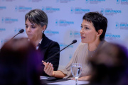 Mayra Mendoza presentó el proyecto de "Ley Ema" para prevenir la violencia digital en las escuelas bonaerenses