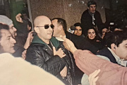 Convocan a un “abrazo” frente al Hotel Savoy para despedir al Indio Solari