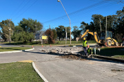 Nueva interrupción en el tránsito por la continuidad de la obra de cloacas en el barrio 10 de Junio