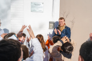 Wesner visitó la Escuela N° 51 y recorrió las obras recientemente culminadas