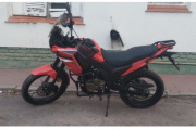 Cayó con una moto robada, amenazó a policías y terminó aprehendido