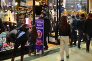 La confianza del consumidor se desplomó más de 12% en julio