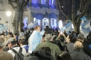 Argentina venció a Inglaterra y Olavarría se vistió de fiesta