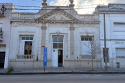 Impulsan un novedoso taller de español para extranjeros en la Biblioteca Popular Armando Collinet