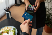 Tarjetas de crédito: solo el 36% pagó el total de su último resumen