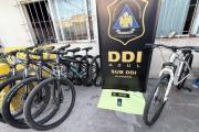 Allanaron una vivienda en el barrio Coronel Dorrego por un robo y recuperaron una bicicleta