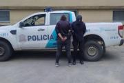 Aprehendieron a un hombre y una mujer por violación de domicilio y daños