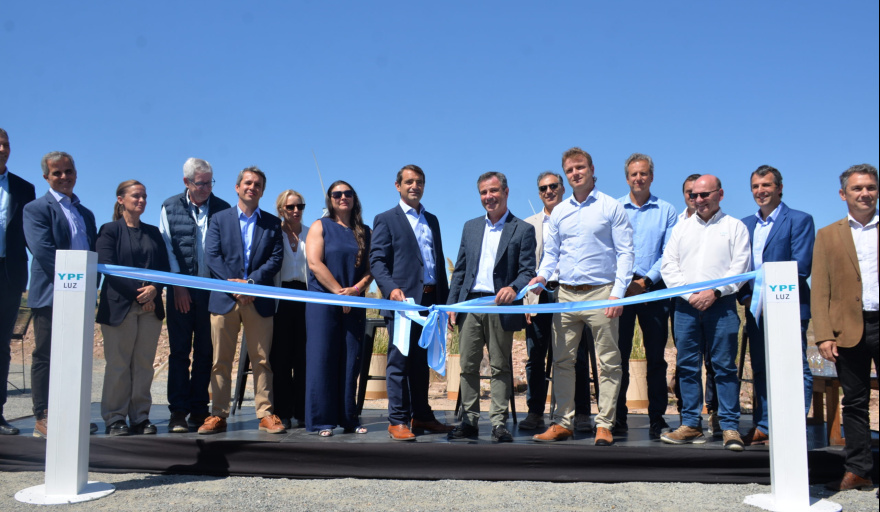 El intendente Wesner participó de la inauguración del Parque Eólico CASA de YPF Luz y Cementos Avellaneda