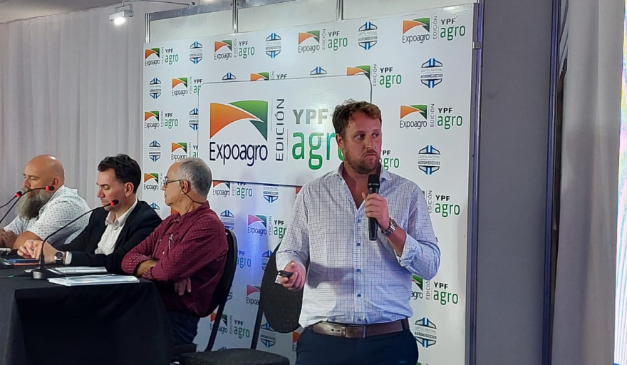 El ingeniero Mariano Arrignon expuso el modelo de gestión local de caminos rurales en Expoagro 2026