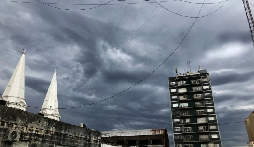 Nuevas alertas meterológicas por tormentas abarcan a Olavarría para el inicio de la semana